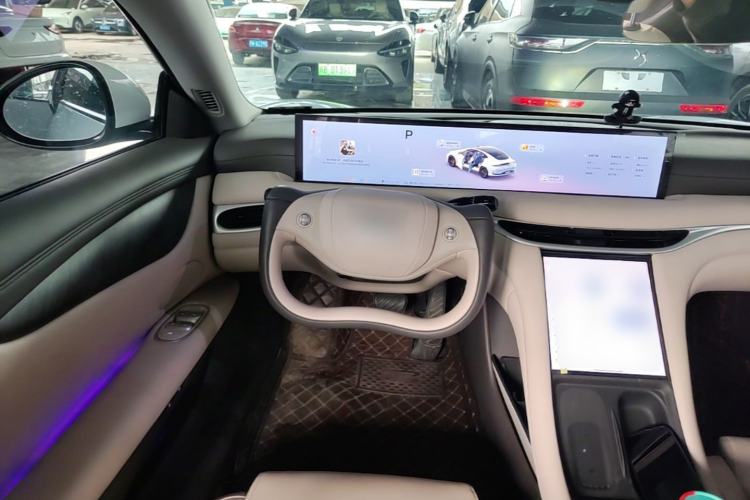 Used IM L6 2024 Max Standard Edition Steering Wheel