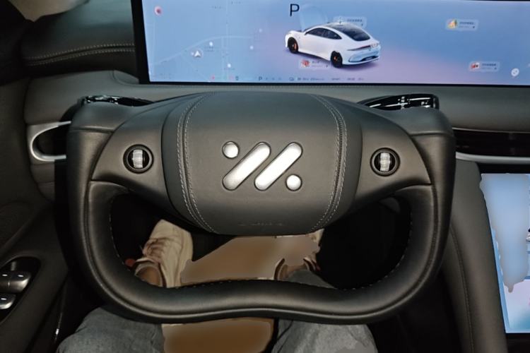 Used IM L6 2024 Max Standard Edition Steering Wheel