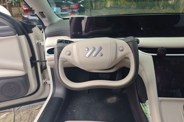 Used IM L6 2024 Max Standard Edition Steering Wheel