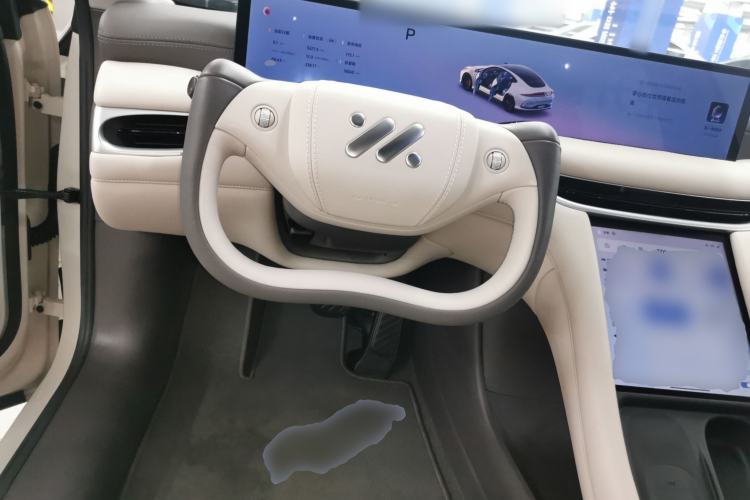 Used IM L6 2024 Max Standard Edition Steering Wheel