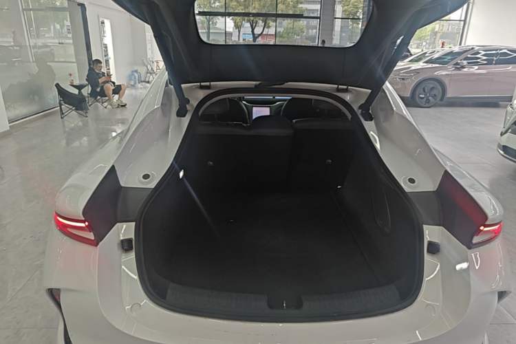 Used IM L6 2024 Max Extended-Range Version Trunk