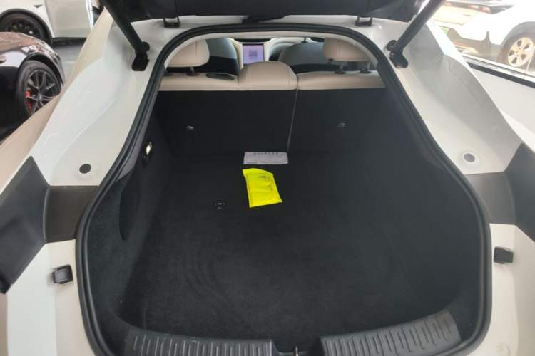 Used IM L6 2024 Max Standard Edition Trunk