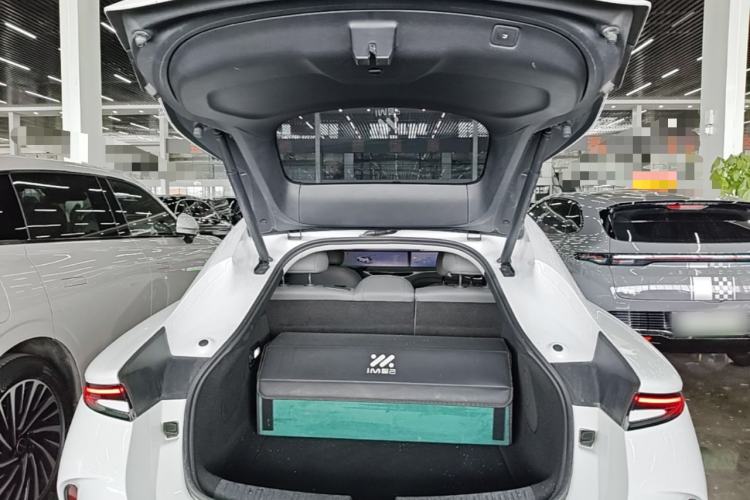 Used IM L6 2024 Max Standard Edition Trunk