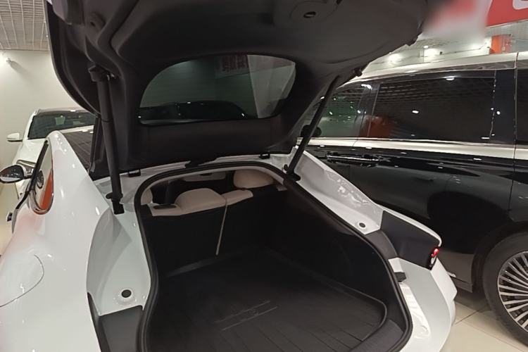 Used IM L6 2024 Max Standard Edition Trunk