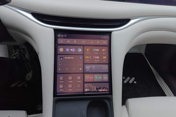 Used IM L6 2024 Max Enhanced Performance Edition Audio And AC Panel