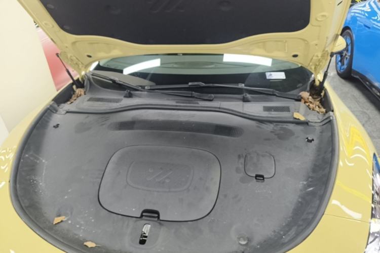 Used IM L6 2024 Max Standard Edition Engine Bay