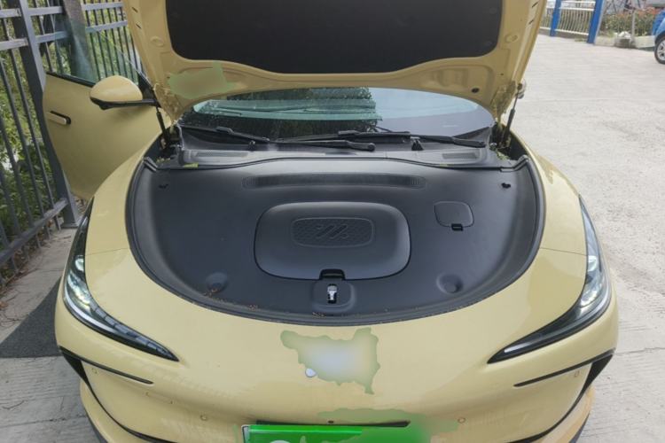 Used IM L6 2024 Max Standard Edition Engine Bay