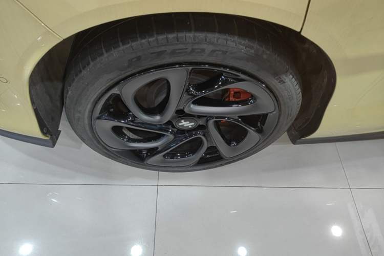Used IM L6 2024 Max Enhanced Performance Edition Exterior 5