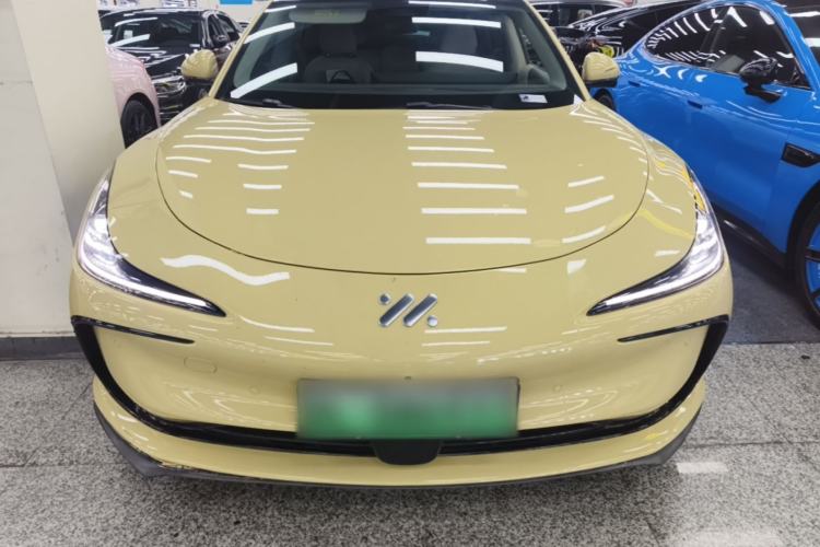 Used IM L6 2024 Max Standard Edition Front
