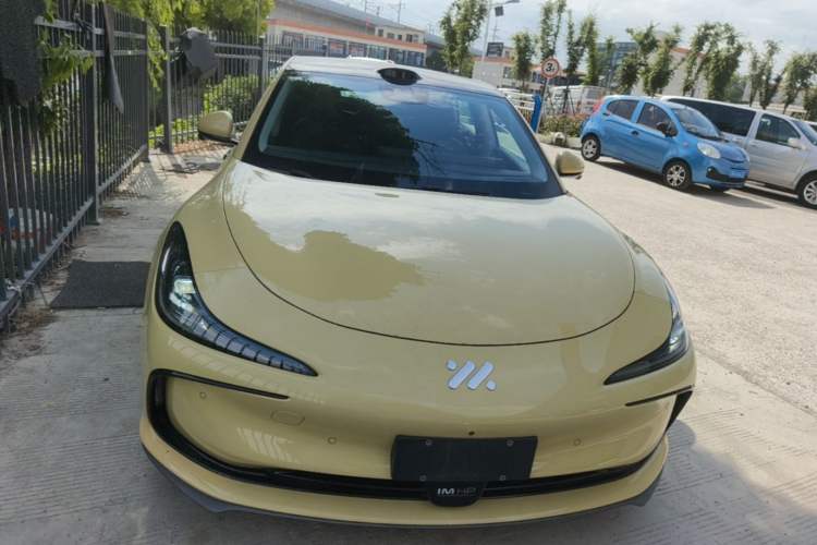 Used IM L6 2024 Max Standard Edition Front