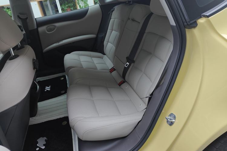 Used IM L6 2024 Max Enhanced Performance Edition Interior 4