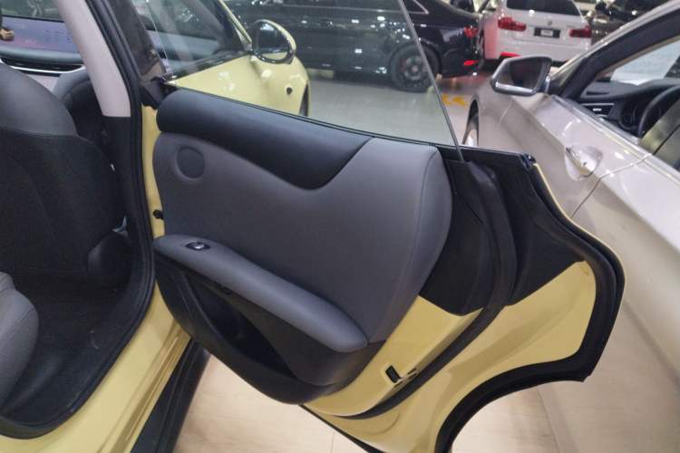 Used IM L6 2024 Max Standard Edition Interior 6