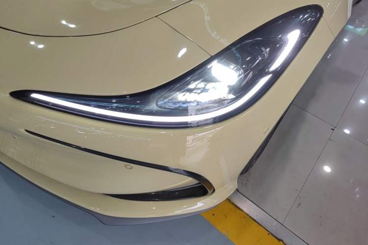Used IM L6 2024 Max Enhanced Performance Edition Left Front Headlight