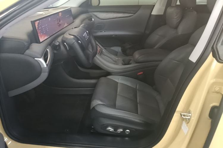 Used IM L6 2024 Max Standard Edition Left Front Seat