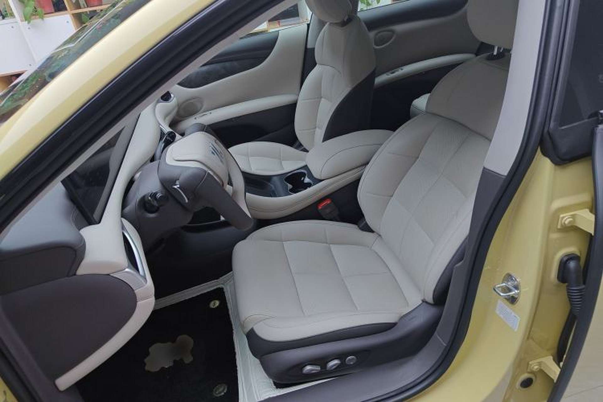 Used IM L6 2024 Max Enhanced Performance Edition Left Front Seat