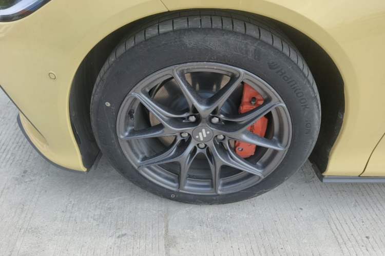 Used IM L6 2024 Max Standard Edition Left Front Wheel Hub