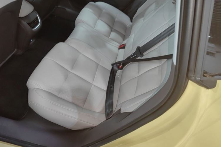 Used IM L6 2024 Max Enhanced Performance Edition Left Rear Seat