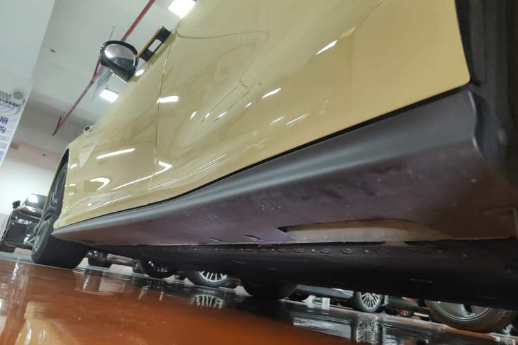 Used IM L6 2024 Max Standard Edition Left Side Sill