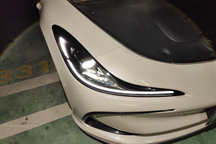 Used IM L6 2024 Max Standard Edition Right Front Headlight