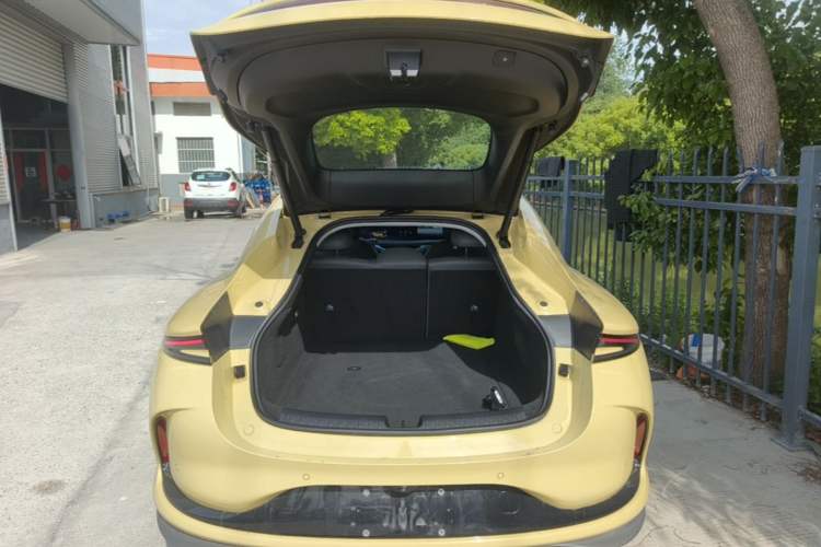 Used IM L6 2024 Max Standard Edition Trunk