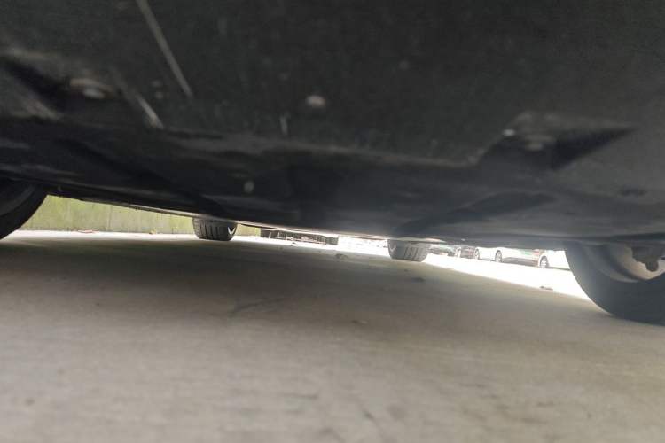 Used IM L6 2025 Max+ Chassis Front