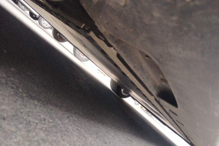 Used IM L6 2025 Max Chassis Rear Right