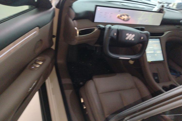 Used IM L6 2025 Max Driver Seat