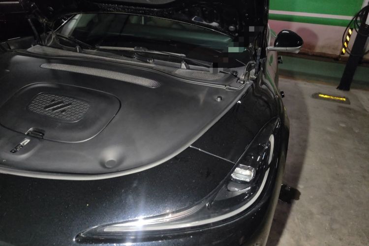 Used IM L6 2025 Ultra Model Engine Bay Left