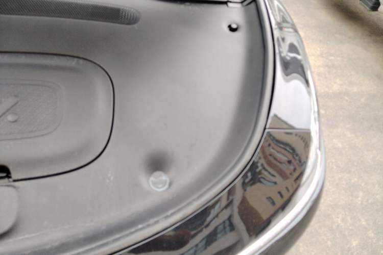 Used IM L6 2025 Max Engine Bay Left
