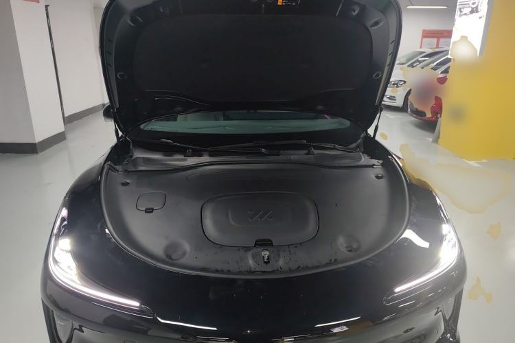 Used IM L6 2025 Pro Max model Engine Bay