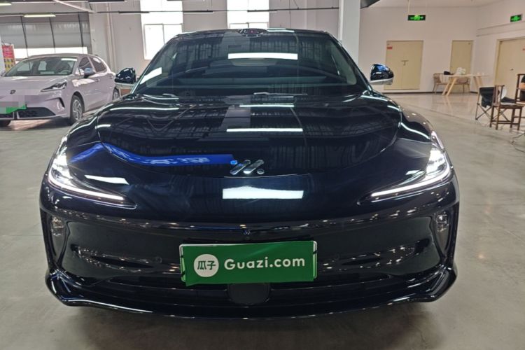 Used IM L6 2025 Ultra Model Front