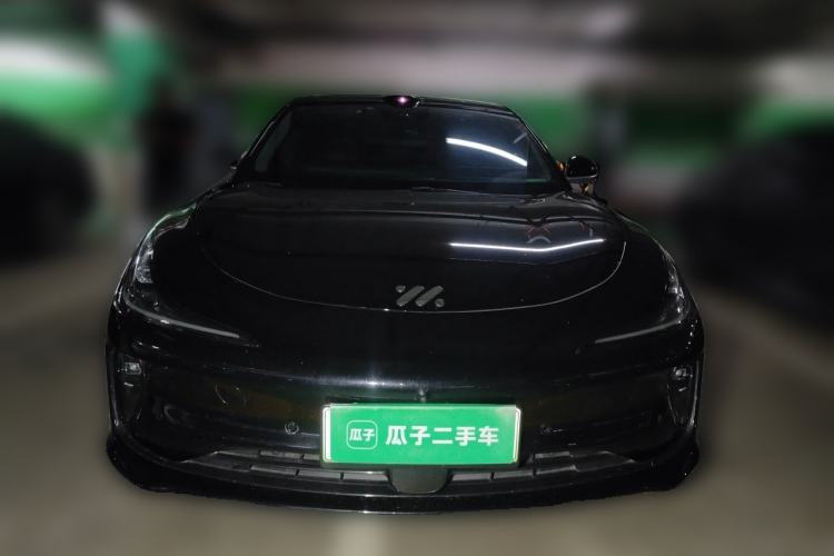 Used IM L6 2025 Ultra Model Front