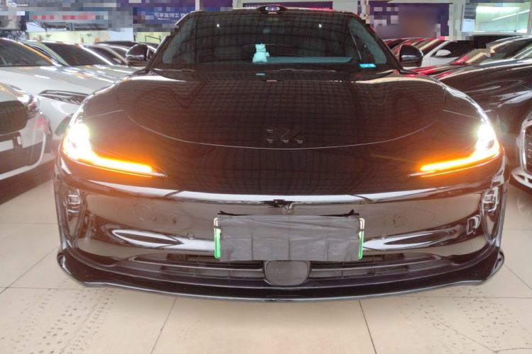 Used IM L6 2025 Max Front