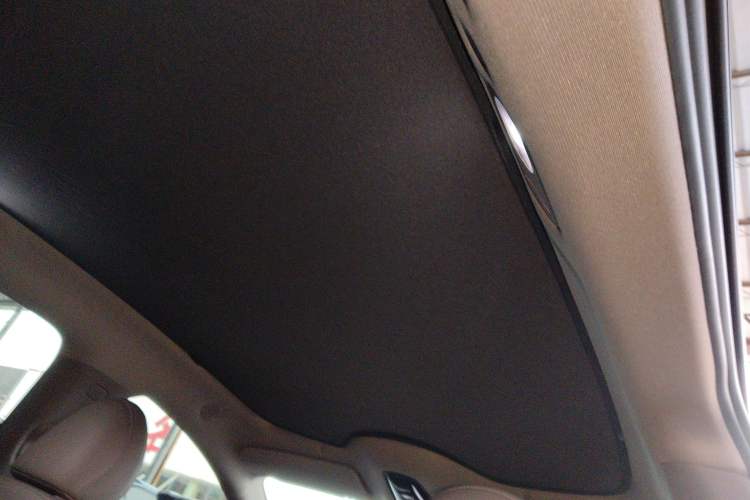 Used IM L6 2025 Max Headliner