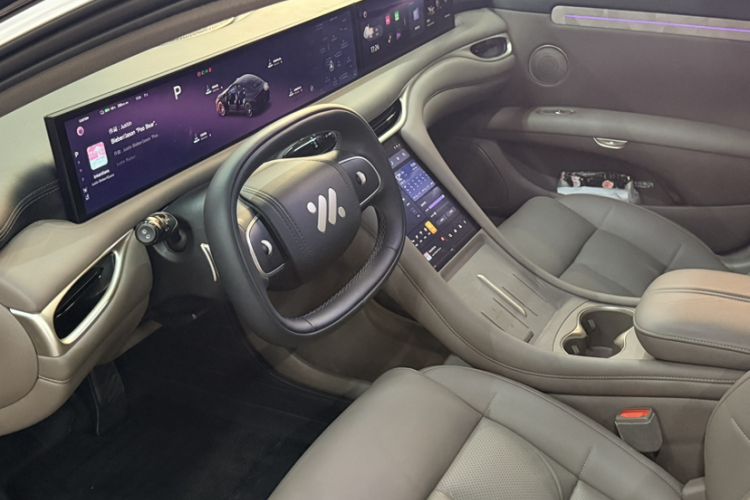 Used IM L6 2025 Ultra Model Interior 3