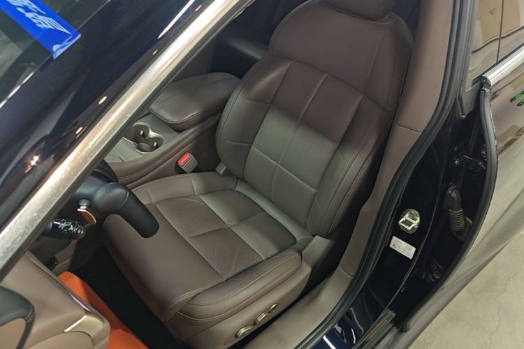 Used IM L6 2025 Ultra Model Left Front Seat