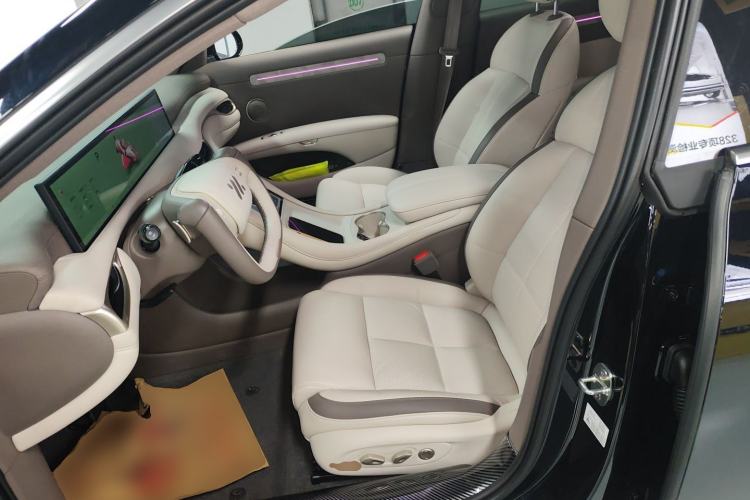 Used IM L6 2025 Pro Max model Left Front Seat
