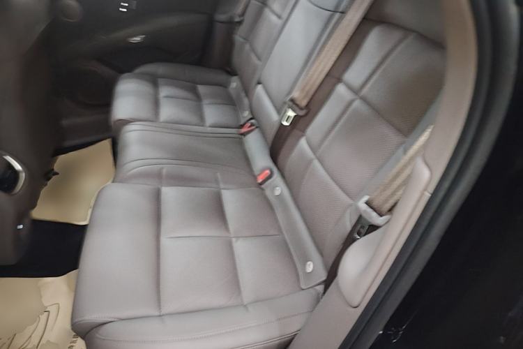 Used IM L6 2025 Ultra Model Left Rear Seat