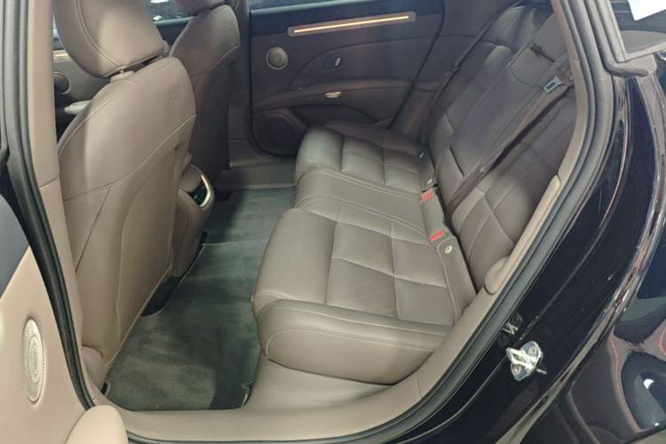 Used IM L6 2025 Ultra Model Left Rear Seat