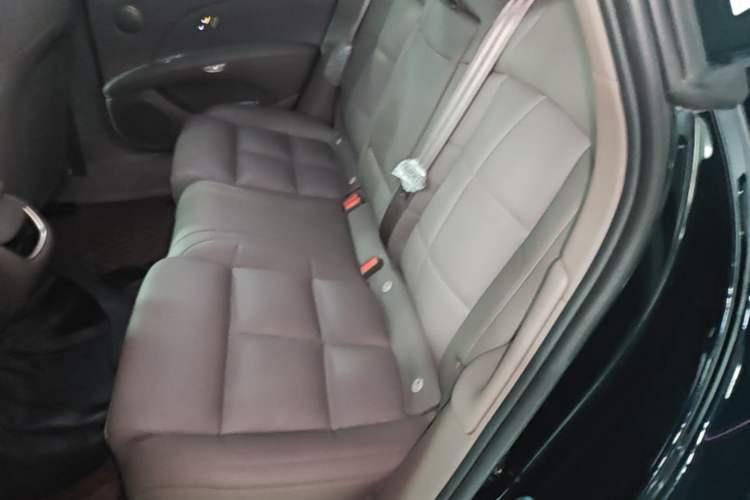 Used IM L6 2025 Max+ Left Rear Seat
