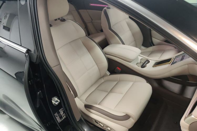 Used IM L6 2025 Pro Max model Right Front Seat