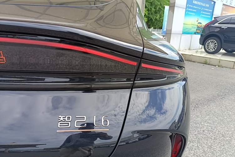 Used IM L6 2025 Ultra Model Right Rear Taillight