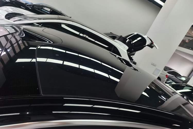 Used IM L6 2025 Ultra Model Roof