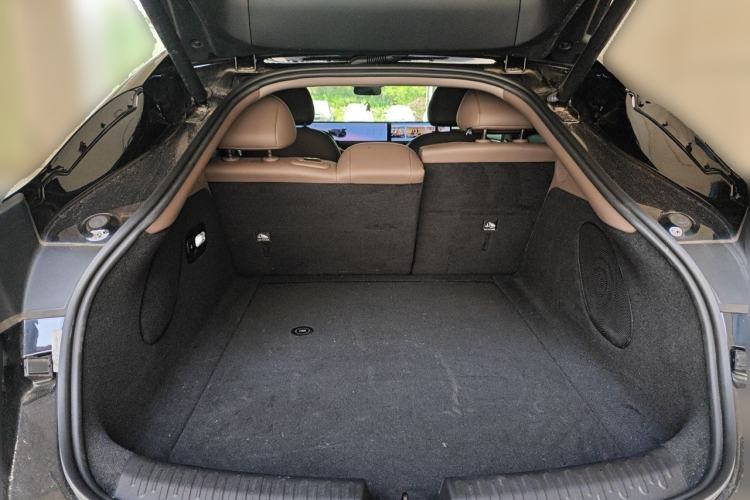 Used IM L6 2025 Ultra Model Trunk