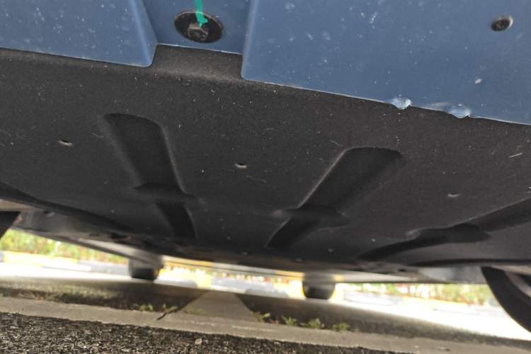 Used IM L6 2025 Max Chassis Front