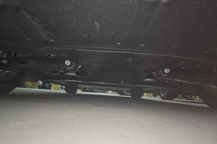 Used IM L6 2025 Max Chassis Rear