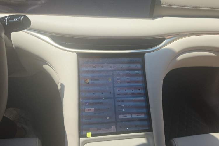 Used IM L6 2025 Max Audio And AC Panel