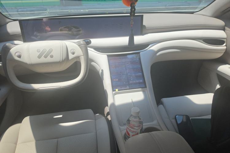 Used IM L6 2025 Max Center Console