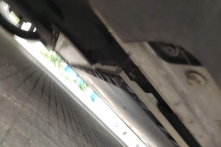 Used IM L6 2025 Ultra Model Chassis Rear Right