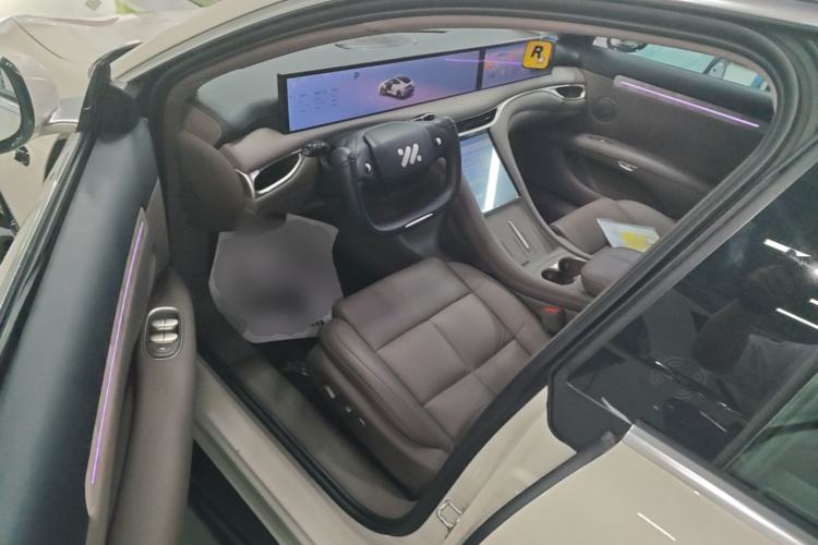Used IM L6 2025 Ultra Model Driver Seat